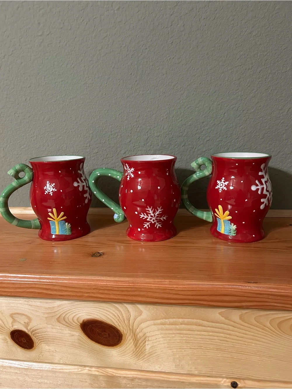 Pier One Jolly Holiday Red Snowman Ceramic Mugs - set of 3 never used